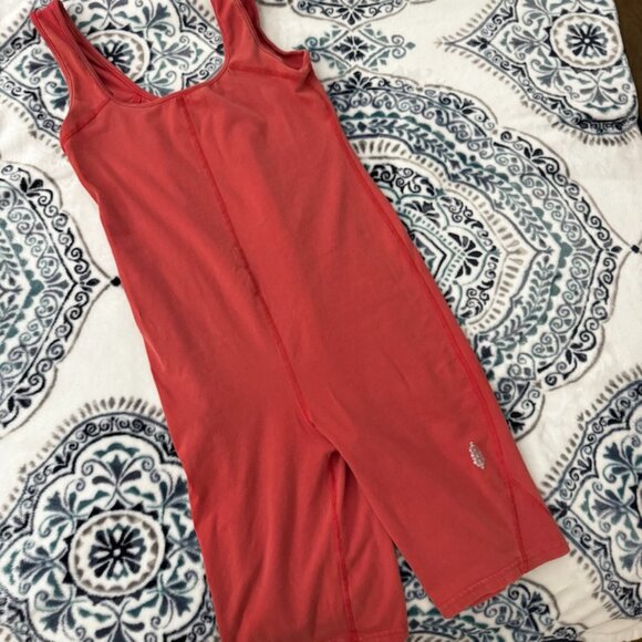 Free People Movement Hot Shot One Piece Romper Sz Small Pink - Picture 1 of 5